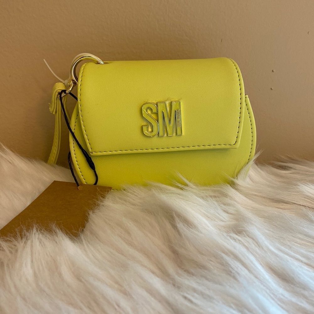 NWT Steve Madden (BJEMMA) Lemon Card Case Wallet/Wristlet